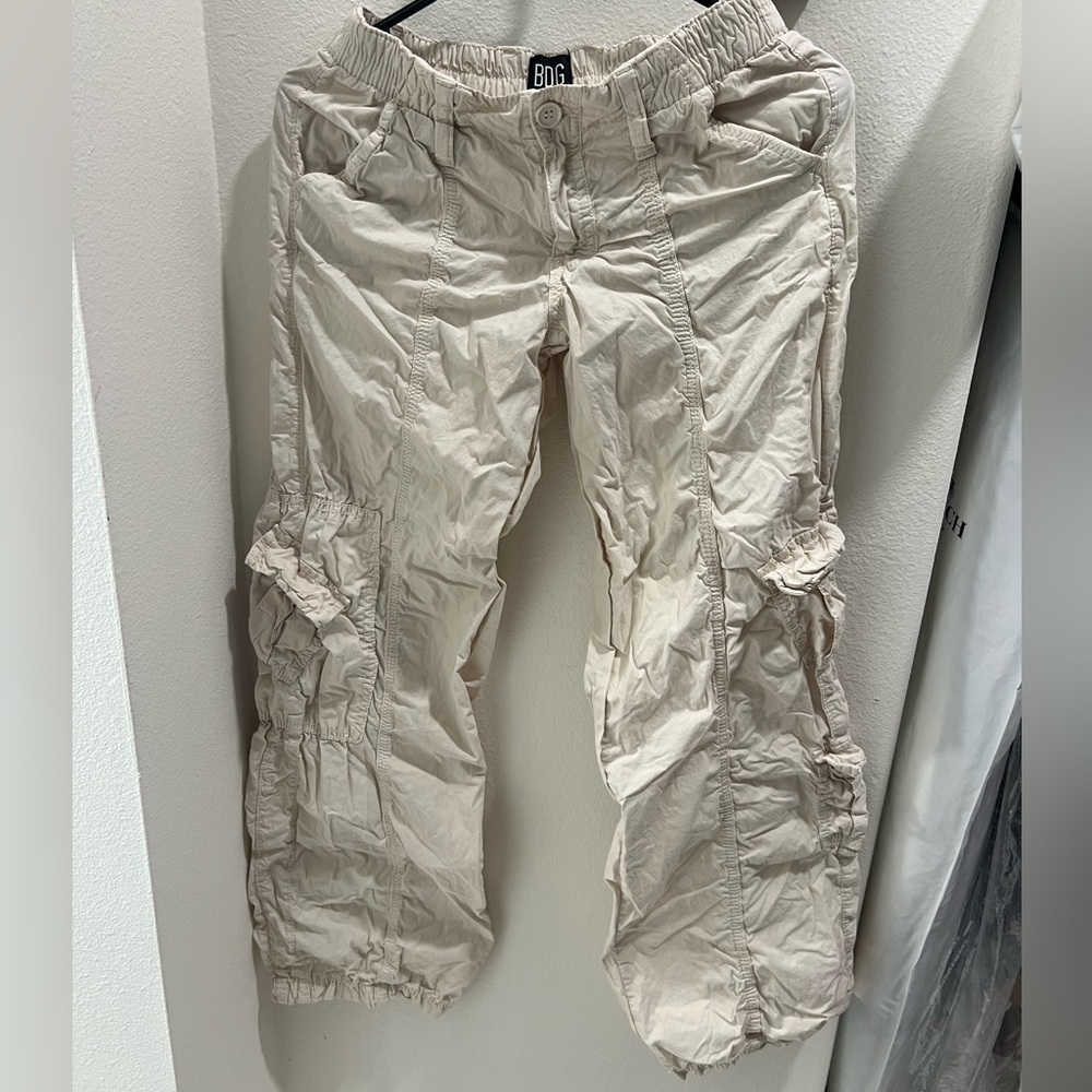 Off-white low waist color cargo pants